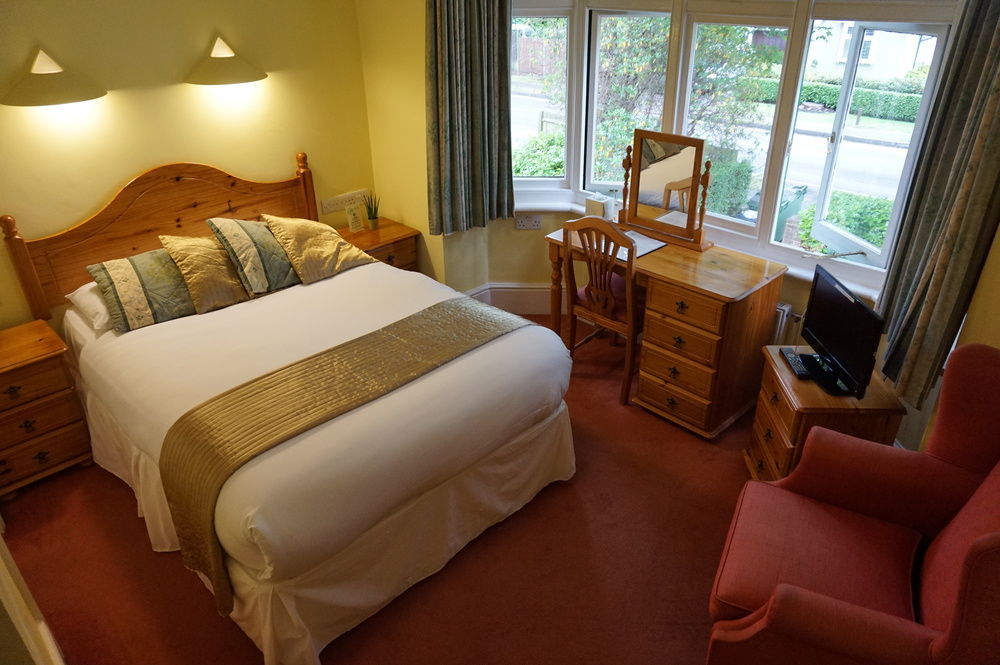 Villa Verde Gatwick Horley Zewnętrze zdjęcie