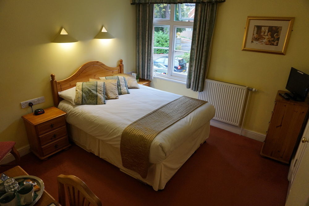 Villa Verde Gatwick Horley Zewnętrze zdjęcie
