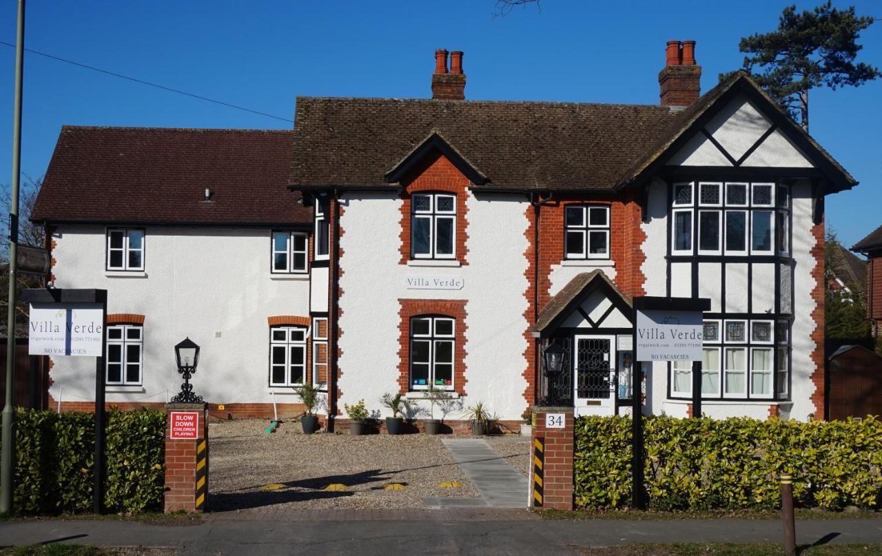 Villa Verde Gatwick Horley Zewnętrze zdjęcie