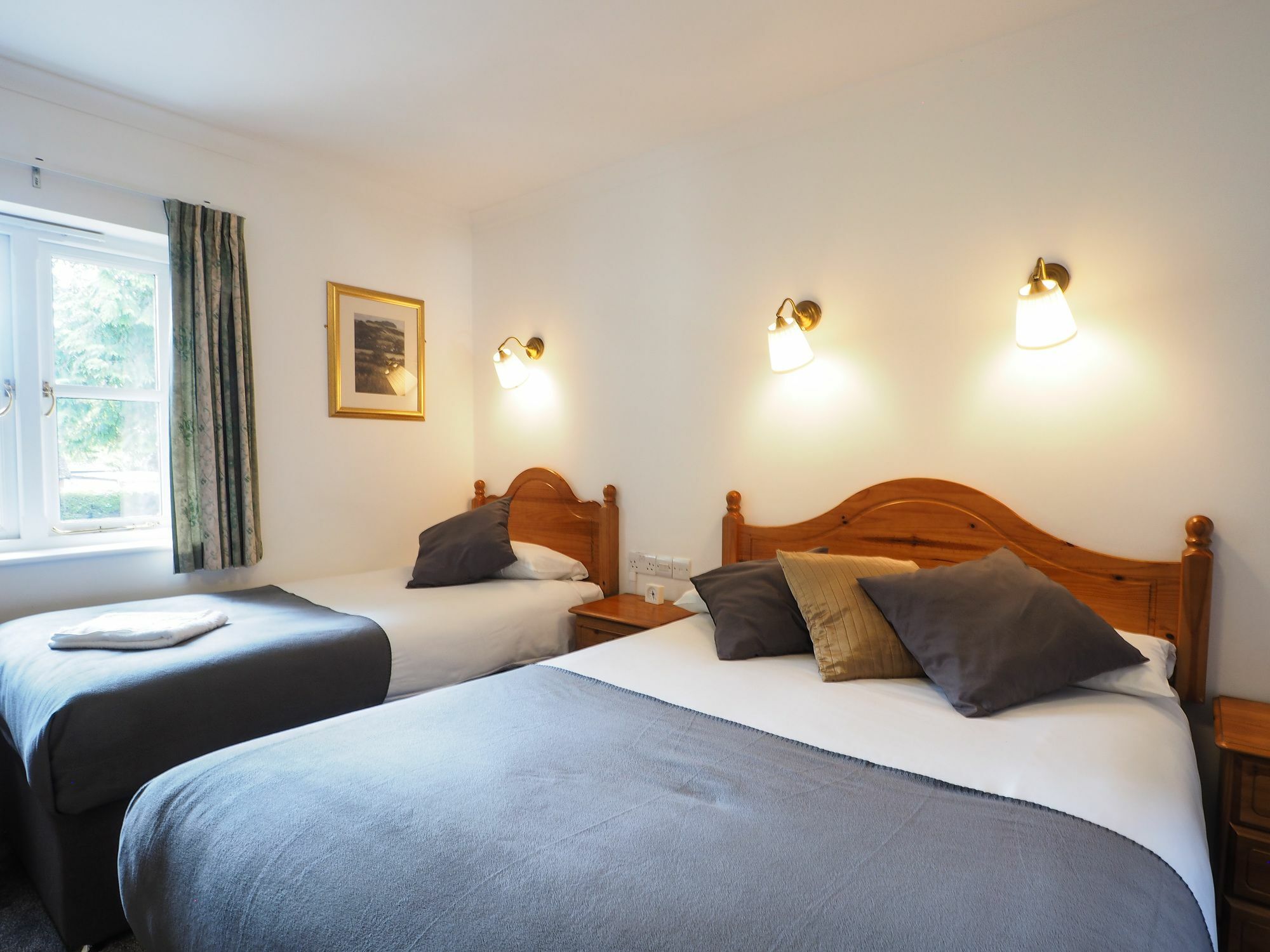 Villa Verde Gatwick Horley Zewnętrze zdjęcie