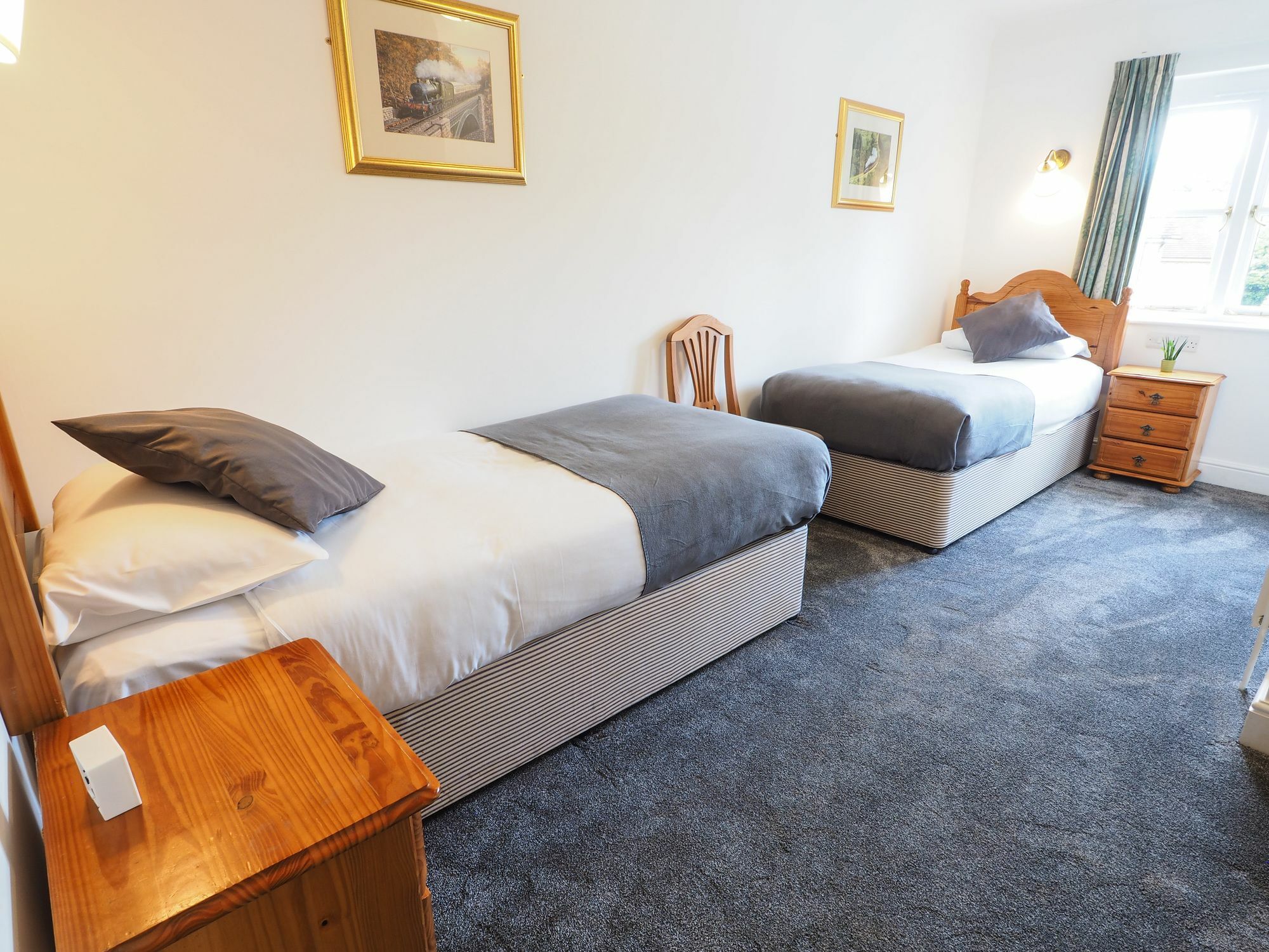 Villa Verde Gatwick Horley Zewnętrze zdjęcie